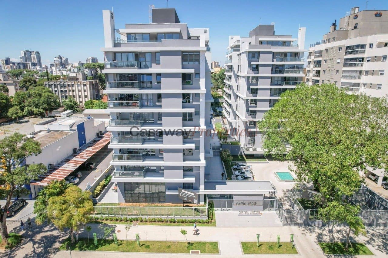 Imóvel em Seminário, Curitiba - PR (1 / 9)