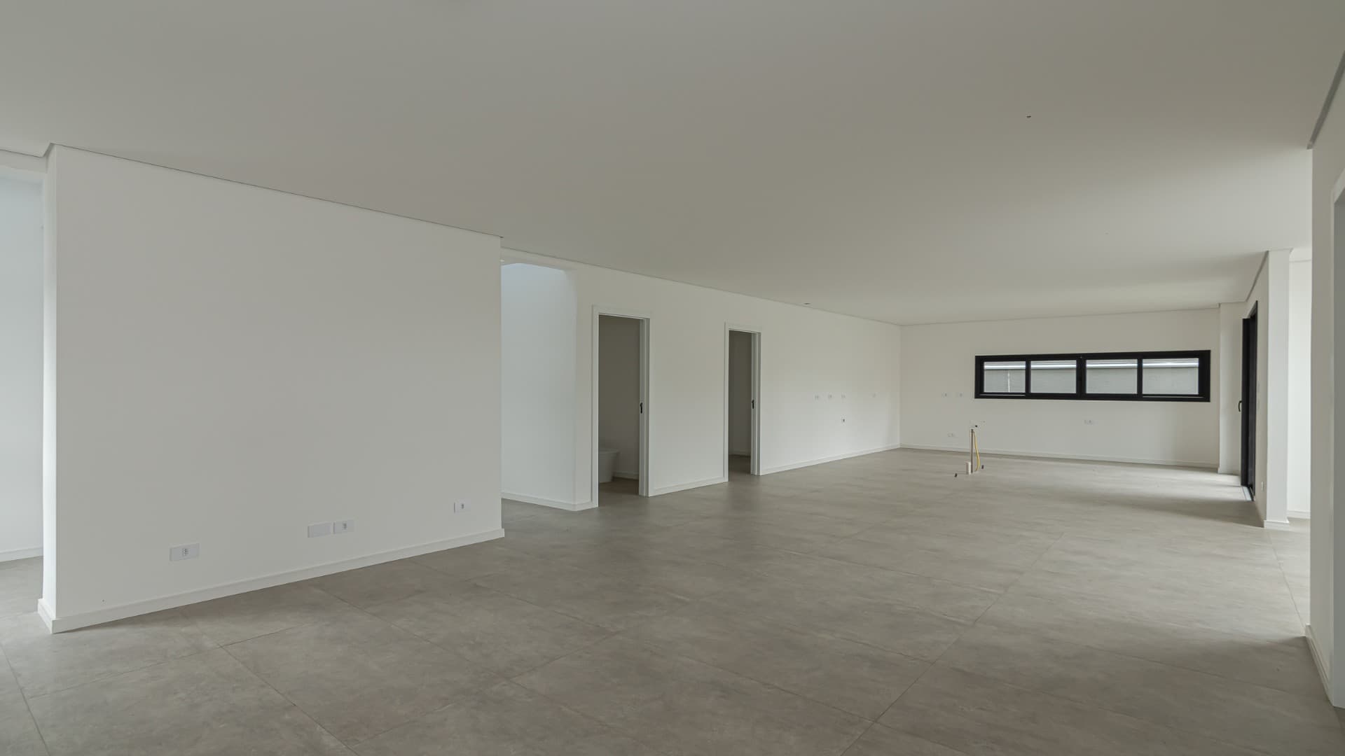 CASA EM CONDOMÍNIO COM 4 QUARTOS À VENDA - SANTA FELICIDADE (2 / 70)